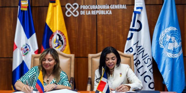 Ministerio Público de República Dominicana y fiscalía general de Colombia firman acuerdo de colaboración Ministerio Público de República Dominicana y fiscalía general de Colombia firman acuerdo de colaboración