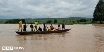 Nigeria boat capsize leaves dozens dead and several missing