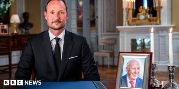 Norway's Haakon remembers 'my dear father' in first speech as king