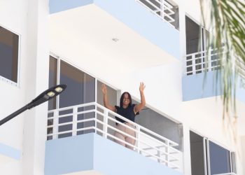 Raquel Peña y ministro Jean Luis Rodríguez entregan 128 nuevos apartamentos en Neyba