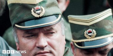 Ratko Mladić: BBC correspondent on meeting dangerous fanatic early in Bosnian war Ratko Mladić: BBC correspondent on meeting dangerous fanatic early in Bosnian war