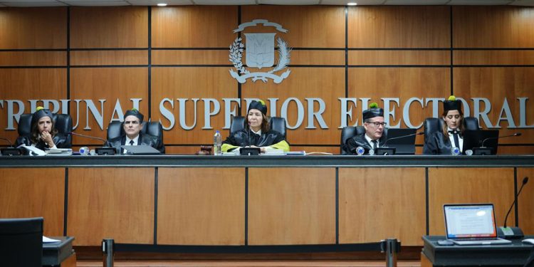 TSE rechaza solicitud de imposición de medida cautelar sobre los montos que se entregan a las agrupaciones políticas