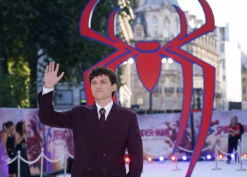 Taquilla: 'Spider-Man' se mantiene en la cima mientras dos películas de dinosaurios luchan por el tercer puesto