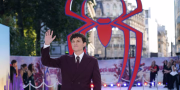 Taquilla: 'Spider-Man' se mantiene en la cima mientras dos películas de dinosaurios luchan por el tercer puesto