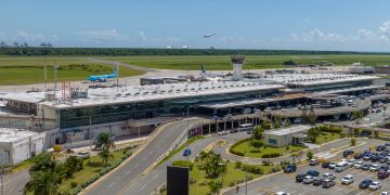Aerodom anuncia nuevas rutas aéreas, pero la pregunta de fondo es quién fiscaliza la concesión