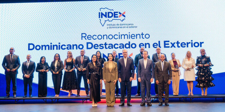 Abinader reconoce a 14 dominicanos destacados en Estados Unidos mediante el Index Abinader reconoce a 14 dominicanos destacados en Estados Unidos mediante el Index