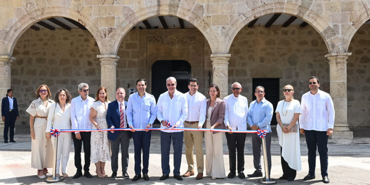 Abinader y Collado inauguran obras en la Ciudad Colonial de Santo Domingo