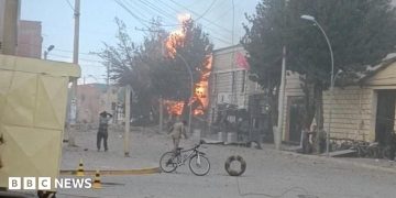 At least two dead in blast at Bolivia military barracks