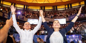 Bajo la visión, orden y firmeza, Carolina anuncia a Ricardo de los Santos como su jefe de campaña