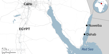 Bus crash kills 22 on Egypt's Red Sea coast