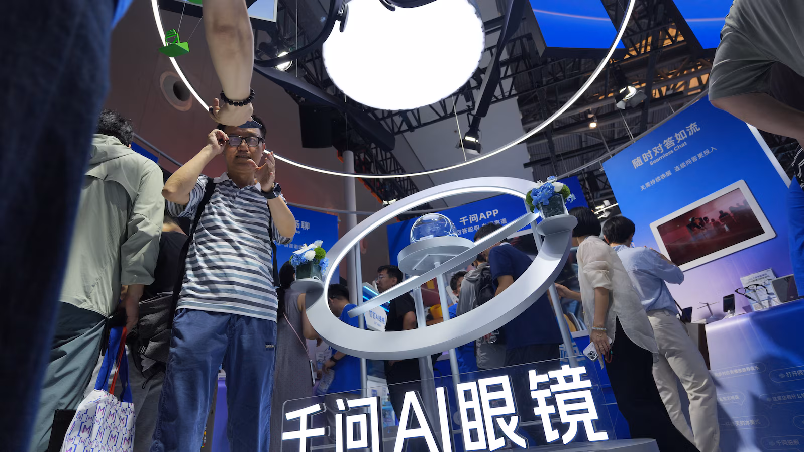 China y Estados Unidos compiten por el dominio de la IA, pero comparten preocupaciones sobre la seguridad China y Estados Unidos compiten por el dominio de la IA, pero comparten preocupaciones sobre la seguridad