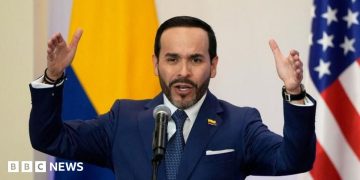 Colombia's new president loosens gun control rules Colombia's new president loosens gun control rules