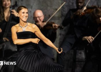 Critics celebrate Céline Dion's 'risky' comeback show in Paris