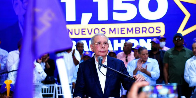 Danilo Medina proclama en Barahona: “Ya no esperen nada de este gobierno”