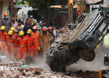 Dozens feared trapped in collapsed building in Delhi