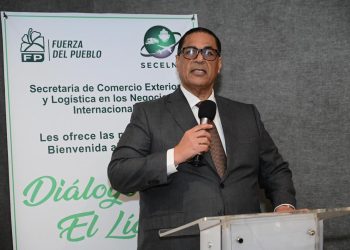 Fuerza del Pueblo emplaza a la DGA a demostrar el destino de 3,900 contenedores en tránsito hacia Haití