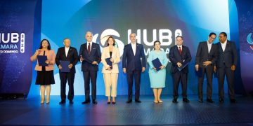 Gobierno dominicano y Amazon Web Services lanzan programa de 50 mil becas para capacitar en inteligencia artificial y computación en la nube
