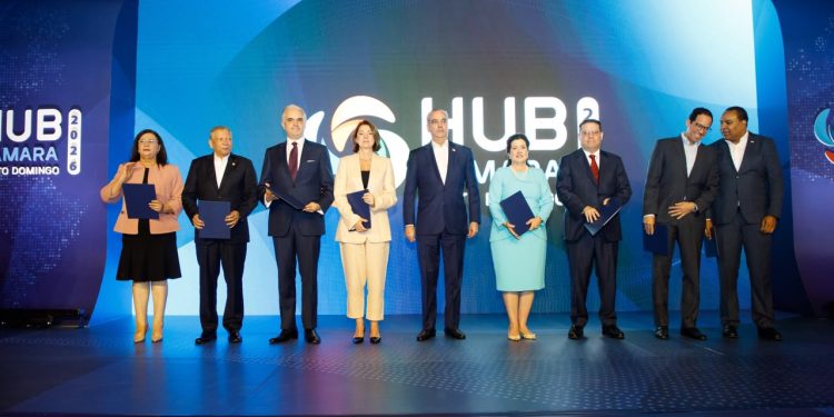Gobierno dominicano y Amazon Web Services lanzan programa de 50 mil becas para capacitar en inteligencia artificial y computación en la nube