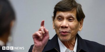 ICC: Philippines' Rodrigo Duterte makes first in-person appearance at The Hague