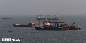 Iran warns of 'faster, heavier, more painful response' to US attacks Iran warns of 'faster, heavier, more painful response' to US attacks