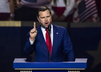 JD Vance desestima guerra Irán con EE.UU. es «cuestión política»