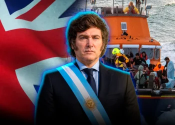 Javier Milei apuntó contra la crisis migratoria que azota al Reino Unido