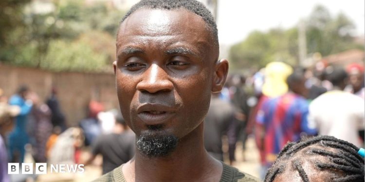 Kenyan crackdown on foreign traders prompts fear: 'It's like a dog set loose on us' Kenyan crackdown on foreign traders prompts fear: 'It's like a dog set loose on us'