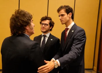 La juventud liberal se fortalece en Hispanoamérica: Milei y Kast, referentes de una nueva generación