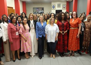 Lanzan coalición para el financiamiento electoral de mujeres