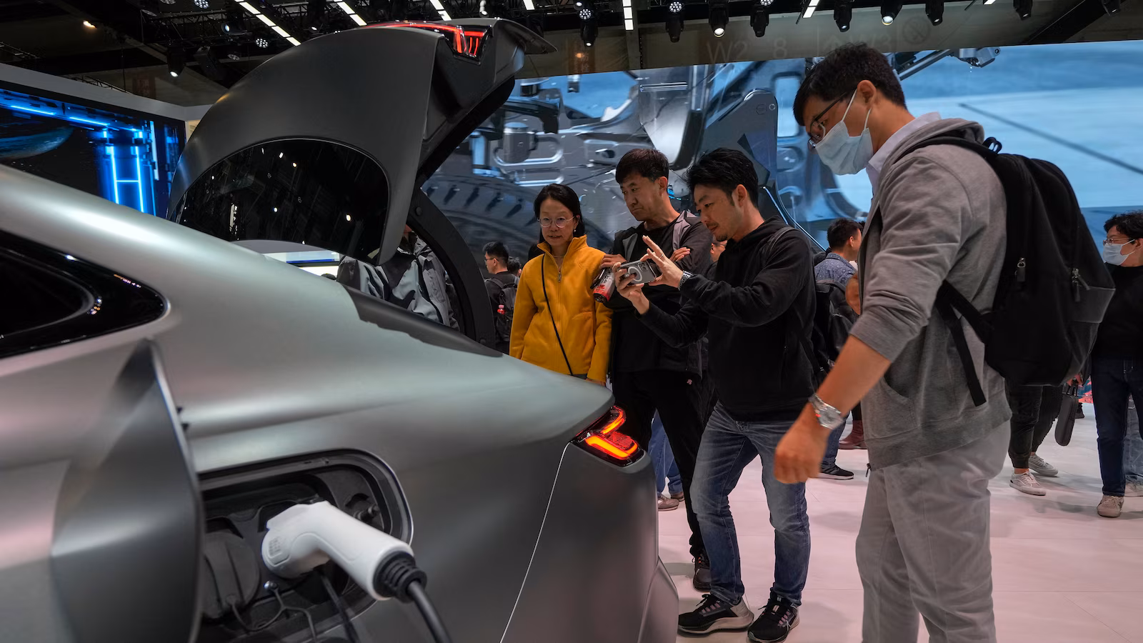 Las empresas automotrices chinas avanzan en la tecnología de vehículos eléctricos y logran una carga ultrarrápida en cinco minutos Las empresas automotrices chinas avanzan en la tecnología de vehículos eléctricos y logran una carga ultrarrápida en cinco minutos