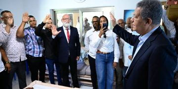 Leonel: “El PRM está viniendo a la Fuerza del Pueblo y eso está ocurriendo en todo el país”