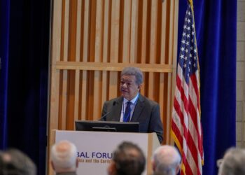 Leonel Fernández alerta sobre fragmentación geopolítica