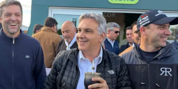 Llaryora visitó la Expo Rural de Río Cuarto y anunció créditos para productores
