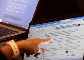 Microsoft se compromete a implementar amplias reglas de privacidad de IA para estudiantes