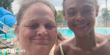Mother demands answers, weeks after black woman found hanging from Mississippi tree Mother demands answers, weeks after black woman found hanging from Mississippi tree