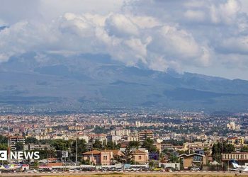 Mount Etna volcanic ash stops flights at Sicily's Catania airport