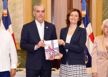 OCDE destaca importantes avances de RD en integridad gubernamental