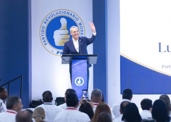 PRM juramenta a sus nuevas autoridades encabezadas el presidente Luis Abinader