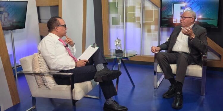 Pedro Richardson: “Collado tiene 84 % a lo interno en PRM;llegarán más figuras; pide fondos a LA y critica a LF Pedro Richardson: “Collado tiene 84 % a lo interno en PRM;llegarán más figuras; pide fondos a LA y critica a LF