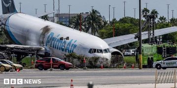 Pilot warned Amazon cargo plane going too fast before deadly crash, data shows Pilot warned Amazon cargo plane going too fast before deadly crash, data shows
