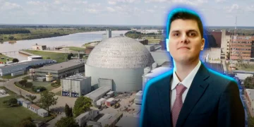 Ramos Napoli explicó el nuevo modelo para el RA-10 y un desarrollo nuclear con capital privado