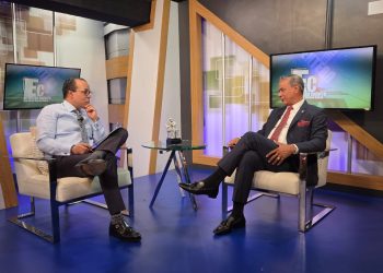 Robinson Díaz: “Collado con 55% duplica a la oposición; será presidente; tiene 80% del PRM; Abinader será arbitro”