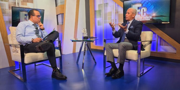 Sigfrido Pared Pérez: “El pueblo sacará al PRM del poder en 2028; Reforma PN no avanza; delincuencia está alta; no favorezco exceso”
