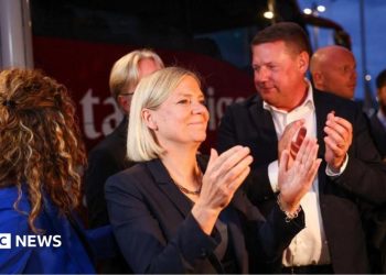 Swedish party blocs tied after Sunday vote, projections say