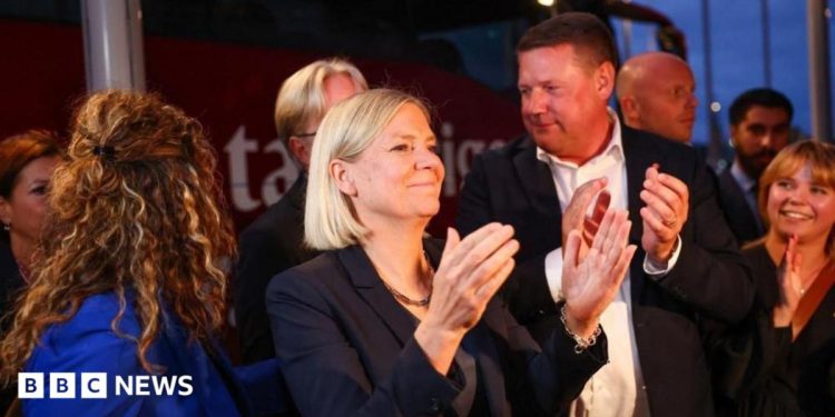 Swedish party blocs tied after Sunday vote, projections say