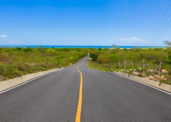 Tras 25 años de espera, presidente Abinader inaugura la carretera de Boca de Chavón