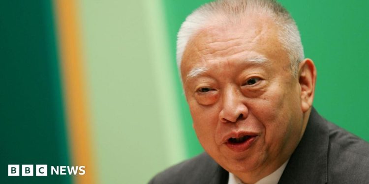 Tung Chee-hwa, Hong Kong's first post-colonial leader, dies aged 89 Tung Chee-hwa, Hong Kong's first post-colonial leader, dies aged 89