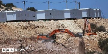 UK government expected to announce restrictions on trade with West Bank settlements