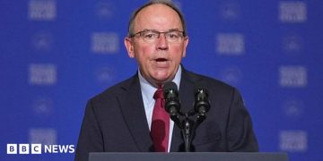 US congressman swims to safety after his plane is forced to land on a lake