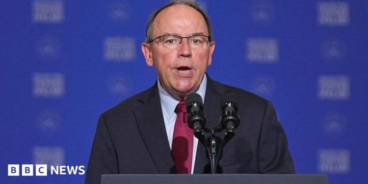 US congressman swims to safety after his plane is forced to land on a lake